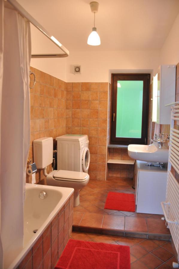 Casa Langa Di Lola Bed and Breakfast Mango Buitenkant foto